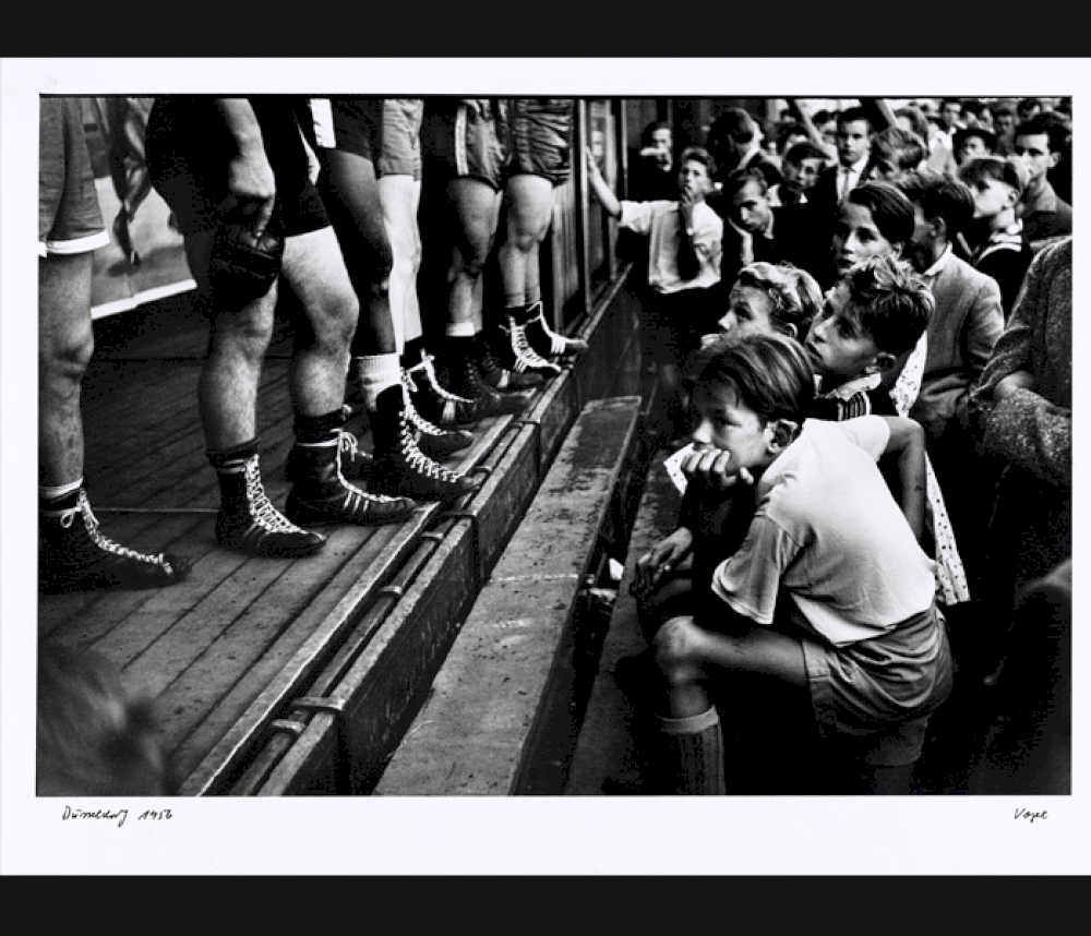 Walter Vogel, boxers’ legs, Düsseldorf, 1956 © Walter Vogel, 2016 / Kunstfoyer