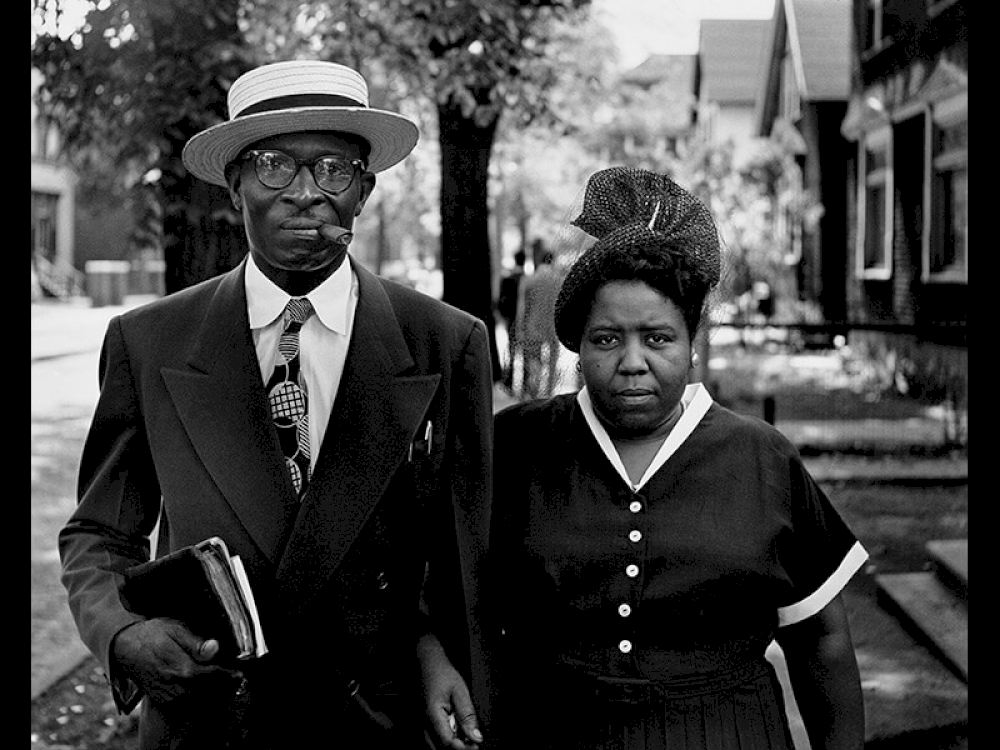 Husband and Wife, Sunday Morning, Detroit, Michigan, 1950 - Photograph by Gordon Parks ©The Gordon Parks Foundation
